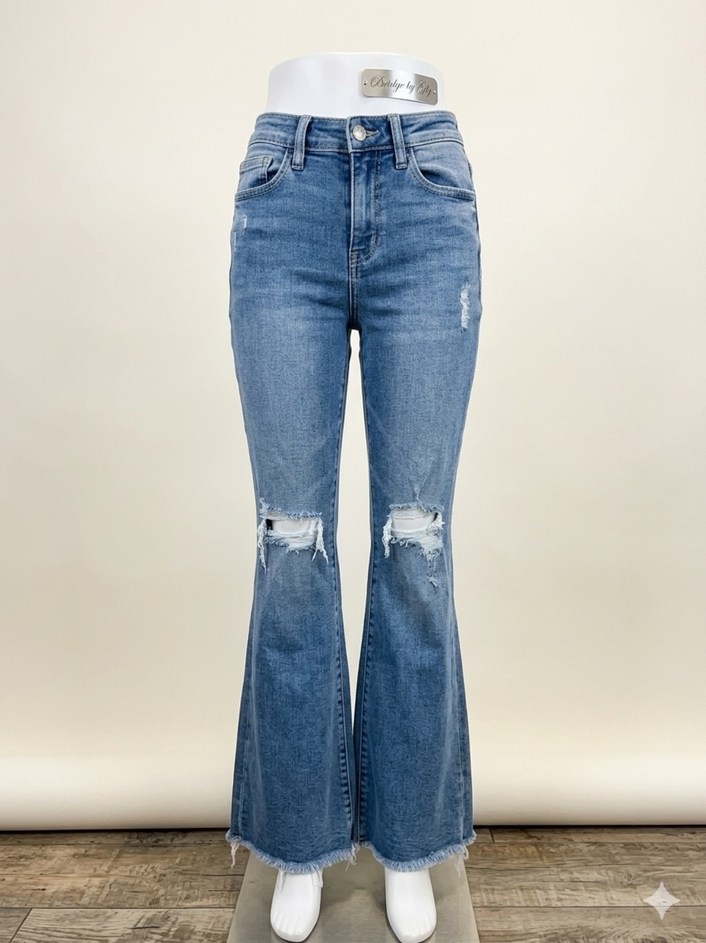 Bridge by Gly Women's High-Rise Distressed Flare Blue Jeans EUC Size 24